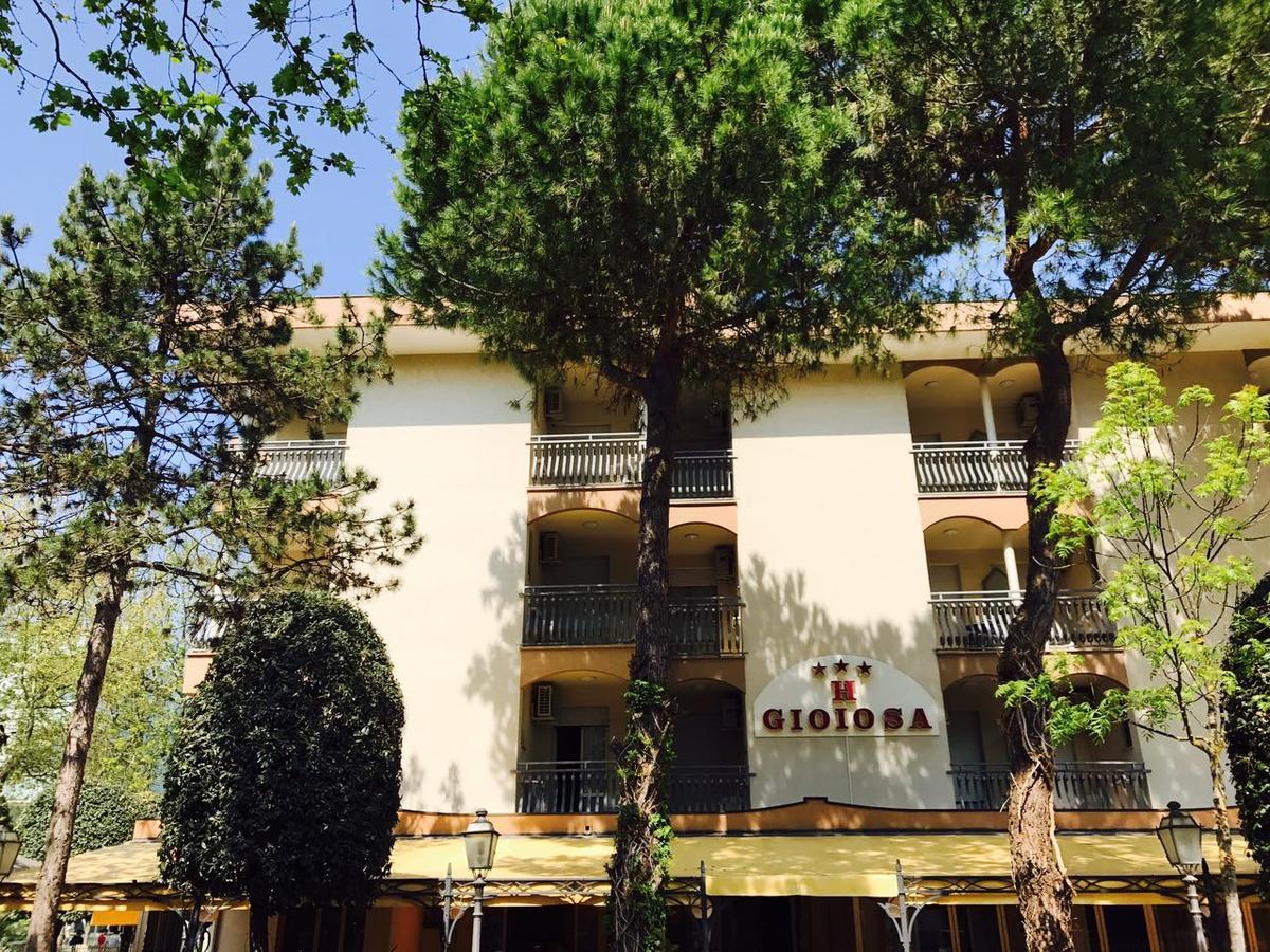 Hotel Gioiosa Cesenatico Exterior photo